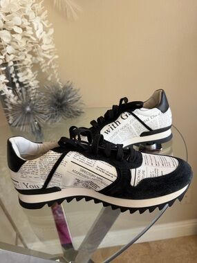 New w/o Box Authentic JOHN GALLIANO
Men's Newspaper-print Leather
Sneakers